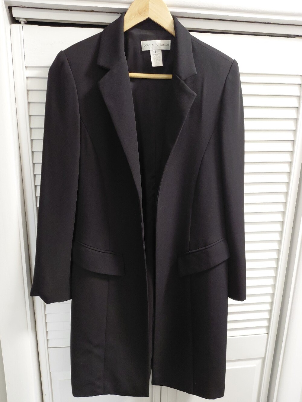 Donna B. Taylor Women's Long Black Open Front Blazer Coat